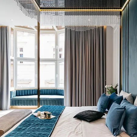 Crystal - Loftaffair Collection